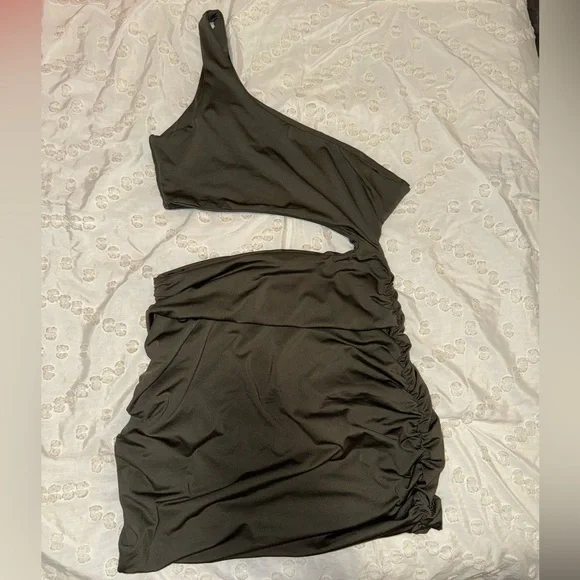 Olive Green One Shoulder Sleeveless Cutout Ruched Bodycon Mini Club Dress - XL 💚 - Picture 9 of 12